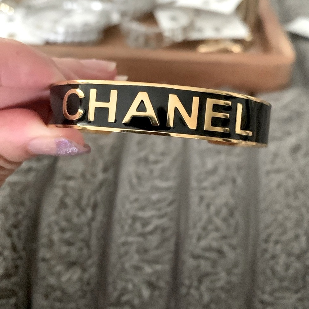 CC Black and Gold Bangle Bracelet